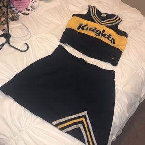 Knight cheer outfit set.